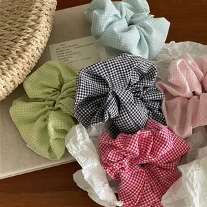 Chouchous en Tissu à Carreaux Gingham Style Académie Preppy pour Femmes Colorés Grands Anneaux de Cheveux Porte-Queue de Cheval Élastiques Faits à la Main Accessoires Cheveux
