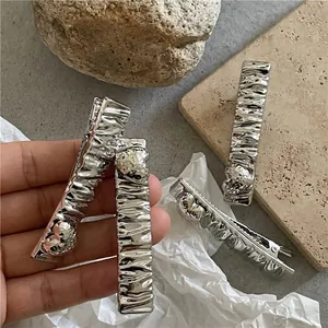Silver Liquid Metal Texture Alloy Hair Clip Irregular Wrinkled Heart Duckbill Clip Fashion Minimalist Hairpin For Women Daily Accessory