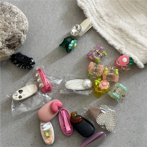 Korean Style Cute Rabbit Flower Hair Clips For Kids Girls Mini Heart Hair Claw Clips Alloy Resin Rhinestone Hair Pins