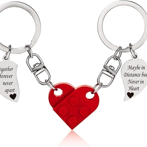 Llaveros de bloques de corazón Together Forever para parejas con placas de metal grabadas