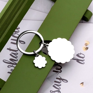 Porte-clés en acier poli avec deux pendentifs ronds pour gravure de la fête des mères