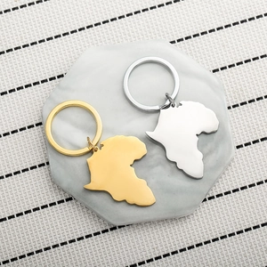 Schlüsselanhänger-Set aus poliertem Edelstahl in Afrika-Form in Gold und Silber