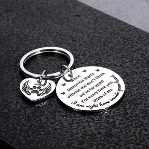 Porte-clés commémoratif pour animaux en acier inox avec patte et texte gravé