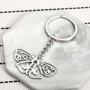 Stainless Steel Hollow Out Moon Moth Keychain Luna Moth Animal Pendant Bohemian Backpack Charm For Student Fashion Jewelry
