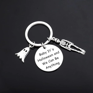 Stainless Steel Halloween Ghost Skeleton Keychain With Engraved Round Charm Festive Holiday Party Bag Pendant Gift For Friends
