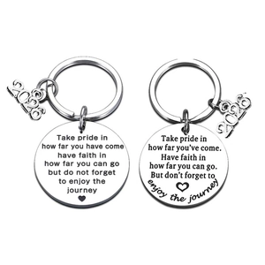 Stainless Steel Graduation Keychain Class Of 2026 Inspirational Quote Pendant Metal Key Ring For Students Graduates Friends