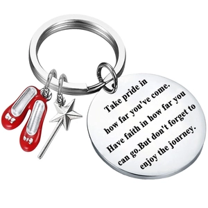 Wizard Of Oz Chaussons Rouges Porte-clés Acier Inoxydable Citation Inspirante Étoile Baguette Magique Chaussures De Ballet Pendentif Enfants Cadeau