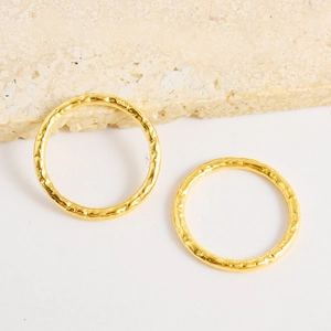 Minimalist 18k gold plated stainless steel hammered round jewelry ring accessories