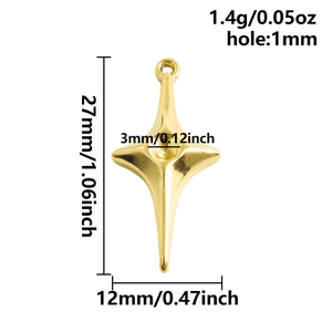 Détail macro du pendentif étoile en acier inoxydable 304 doré 18 carats avec dimensions