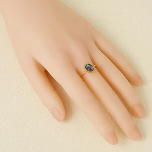 Anello vintage in acciaio placcato oro 18k con conchiglia ovale e fascia a corda