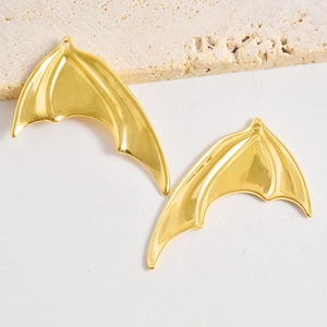 Polished gold bat wing pendant made of stainless steel for DIY jewelry necklace making