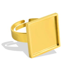 Dettaglio anello regolabile in acciaio placcato oro 18k con base quadrata per gioielli DIY
