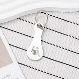Porte-clés jeton de caddie en acier inoxydable poli avec icône de panier gravée