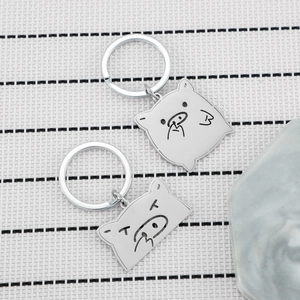 Funny cartoon pig stainless steel keychains for couples, set of two cute animal pendants