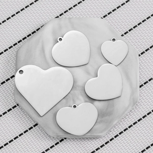 Polished heart-shaped stainless steel pendant set for DIY jewelry and keychains