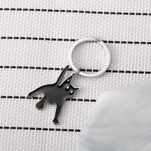 Portachiavi con Gatto Nero in Cartone Animato in Acciaio Inossidabile Ciondolo per Zaino a Forma di Gatto Teso Creativo per Decorazione Quotidiana Unisex