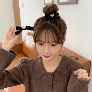 Barrette à nœud en velours français élégante avec breloque cœur doré pour cheveux