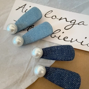 Barrettes à Cheveux en Tissu Denim pour Femmes avec Fausse Künstliche Perle Clips Latéraux Élégants en Jean Bleu