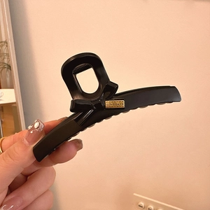 Pinza per capelli nera opaca con fiocco e placca dorata LOVEDAYS per acconciature