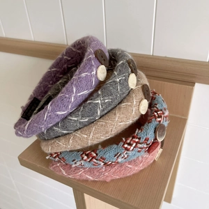 Vintage Knit Button Headband For Women Handmade Crochet Wide Hair Band Elegant Thick Fabric Headwear Daily Hair Accessories