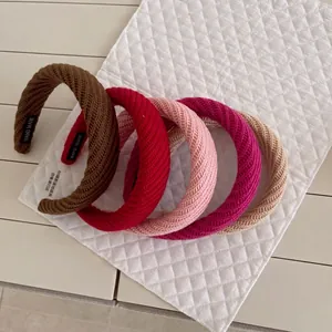 Ensemble de cinq serre-têtes en maille rembourrés de mousse en couleurs assorties