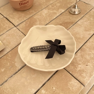 Vintage Bowknot Hair Clip With Rhinestone Alloy Base Elegant Black Satin Bow Hairpin For Women Daily Fashion Accessories