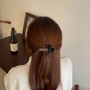Elegant velvet bow hair clip with sparkling rhinestones in a vintage Korean style fashion