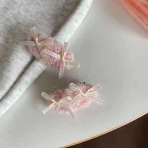 Sweet Pink Plush Bow Hair Clip Autumn Winter Fuzzy Bowknot Hairpin For Women Sweet Girls Handmade Plush Duckbill Clip Jewelry