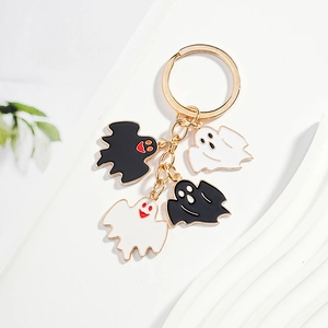 Halloween Cartoon Ghost Keychain Cute Black White Enamel Drip Oil Metal Keyring Festive Party Gift Bag Pendant Decoration