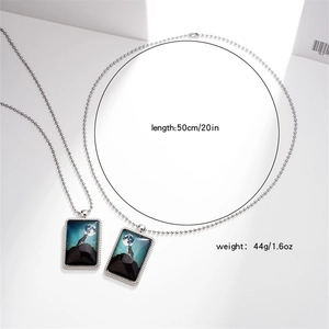 Detail of wolf moon necklaces with 50cm bead chain showing weight and length specs