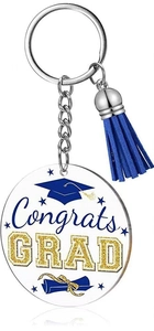 Dettaglio portachiavi laurea in acrilico con stampa Congrats Grad e nappa azzurra