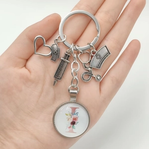 Nurse Day Floral Letter Keychain Medical Syringe Stethoscope Heart Pendant Zinc Alloy Alphabet Bag Charm Jewelry Gift