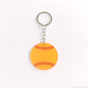 Portachiavi da baseball in acrilico giallo con cuciture rosse e anello in metallo argento