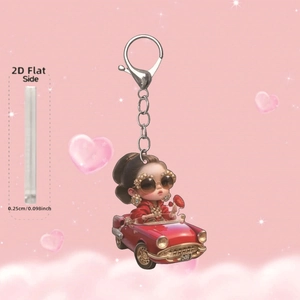 Détail du pendentif en acrylique de 0,25cm avec une fille stylée dans une voiture vintage