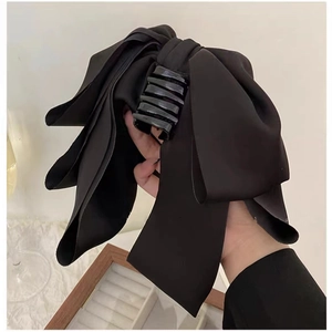 Grande Pince à Cheveux Nœud en Satin Noir Élégance Française Tissu en Satin Barrette à Cheveux pour Coiffure Quotidienne