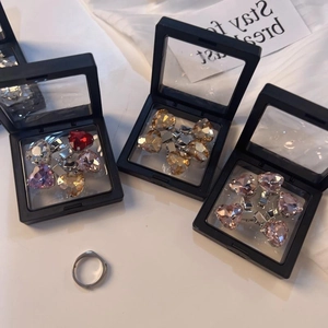 Hartvormige Strass Haarspelden Voor Dames Meisjes Metaal Glinsterende Kristallen Zijhaarspeld Zoete Mode Haaraccessoires