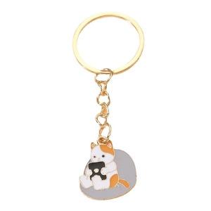 Porte-clés chat mignon avec manette de jeu et anneau métallique doré de haute qualité