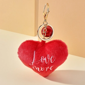 Porte-clés cœur en peluche rouge avec broderie Love more et fermoir doré brillant