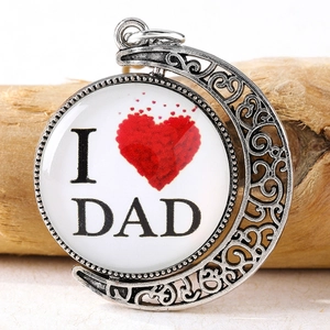 Vintage I Love Dad keychain with moon pendant and red heart for Father's Day gift