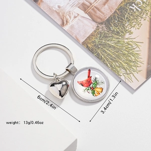 Dimensions détaillées du porte-clés oiseau cardinal en argent avec breloque cœur