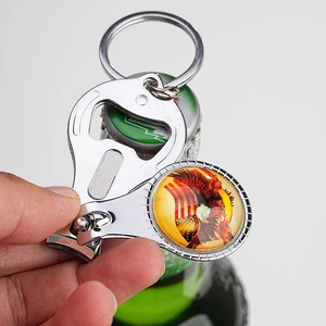 Multifunctional American flag eagle keychain with integrated nail clipper and bottle opener