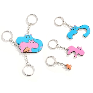 Creative hippo family keychain set with 3 interlocking colorful animal charms and rings