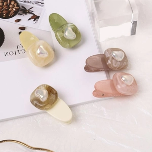 Barrettes à cheveux coeur pastel en résine vert, jaune, rose et mocha pour femme