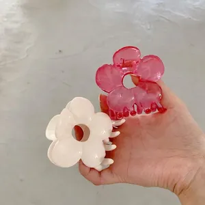 Pinze per capelli a forma di fiore rosa e crema in resina per acconciature dolci