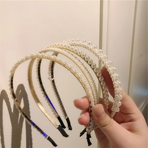 Serre-tête Élégant en Fausses Künstliche Perles Fait à la Main pour Femmes Serre-tête Torsadé en Alliage Doré Bijoux de Mariage