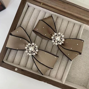 Vintage French Satin Bow Hair Clip With Faux Artificial Pearl Rhinestone Elegant Brown Bowknot Hairpin For Women Party Hair Accessories