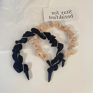 Serre-tête Élégant en Satin Plissé Avec Chaîne de Strass Enroulée Bandeau de Mode pour Femme Accessoires Cheveux