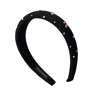 Cerchietto imbottito nero elegante con borchie argentate e strass fatto a mano per donna