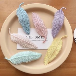 Minimalist Fabric Embroidered Leaf Feather Hair Clip Elegant Sweet Macaron Color Side Clip Hairpin Fashion Hair Accessories For Women