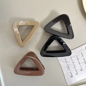 Minimalist triangular hollow hair claws in beige, brown, black and grey glossy finish